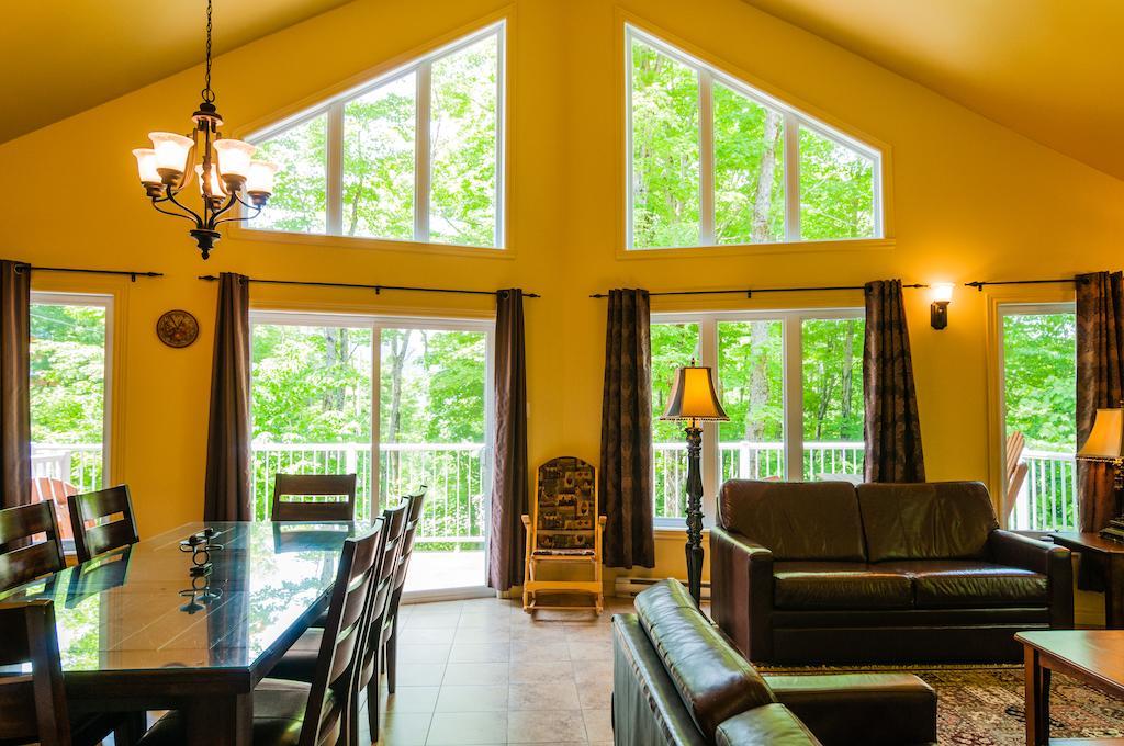Domaine Des Montagnais Villa Notre-Dame-Des-Bois Exterior photo