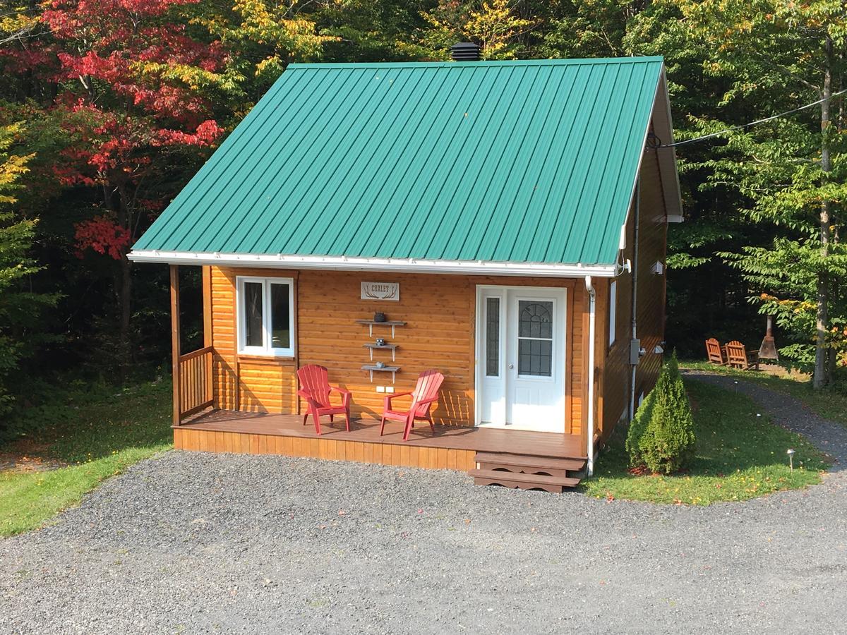 Domaine Des Montagnais Villa Notre-Dame-Des-Bois Exterior photo