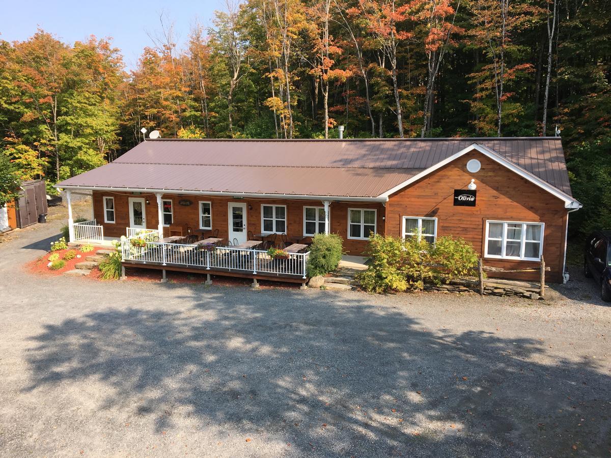 Domaine Des Montagnais Villa Notre-Dame-Des-Bois Exterior photo